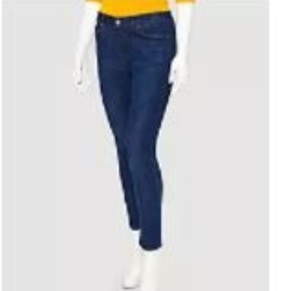 Curvy skinny ankle jeans